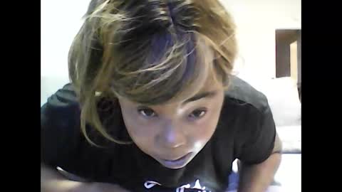 JCCaramelbarbie online show from December 18, 11:22 pm