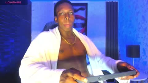 jd thebaby online show from March 5, 12:33 pm