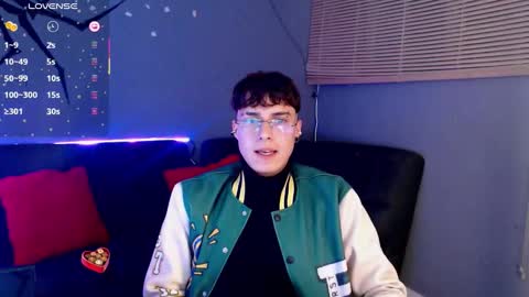 Snapshot of jeam_hot chatting on September 23, 10:05 pm jeam_hot online show from September 23, 10:05 pm