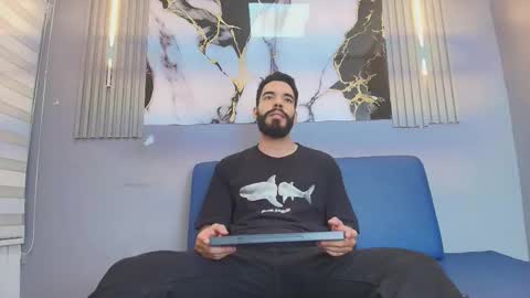 JEAN online show from February 19, 2:27 pm