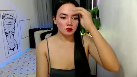 Snapshot of jeanwants2play chatting on October 17, 10:25 pm Jeanwants2play online show from October 17, 10:25 pm