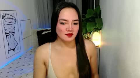 Snapshot of jeanwants2play chatting on October 12, 9:05 pm Jeanwants2play online show from October 12, 9:05 pm