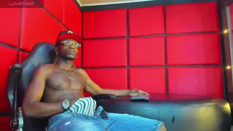 ---  Jeff --- online show from February 21, 5:10 am