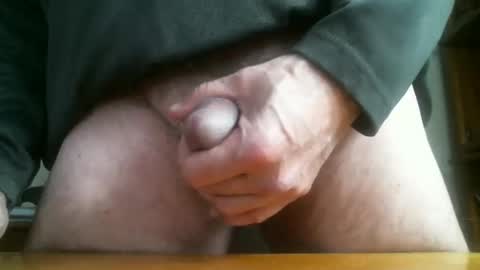 Snapshot of jeffbte315 chatting on March 3, 8:32 pm jeffbate online show from March 3, 8:32 pm