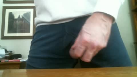 Snapshot of jeffbte315 chatting on February 14, 1:51 pm jeffbate online show from February 14, 1:51 pm