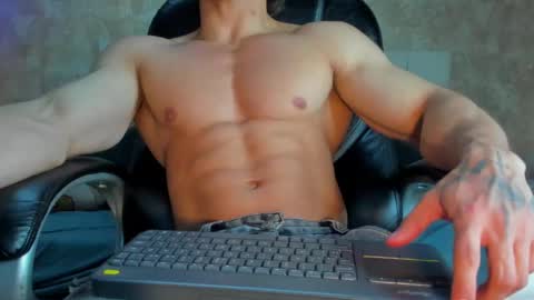 Snapshot of jeicob_gagnon chatting on September 24, 2:40 am jeicob gagnon online show from September 24, 2:40 am