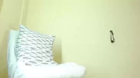 Snapshot of jeilertthh chatting on October 9, 7:14 am jeilertthh online show from October 9, 7:14 am