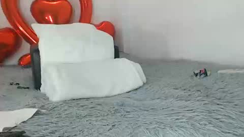 Snapshot of jeilertthh chatting on February 13, 9:30 am jeilertthh online show from February 13, 9:30 am