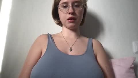 Inna  online show from January 15, 7:28 am