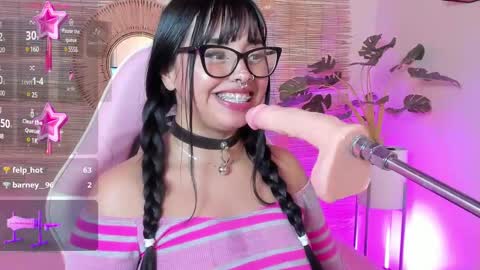 Snapshot of jena_nicols chatting on February 13, 8:27 am Jena online show from February 13, 8:27 am