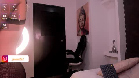 Snapshot of jenaa_ chatting on September 26, 11:51 am JEENA online show from September 26, 11:51 am