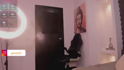 Snapshot of jenaa_ chatting on October 1, 12:48 pm JEENA online show from October 1, 12:48 pm