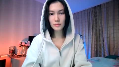 jenariva online show from January 11, 1:17 pm