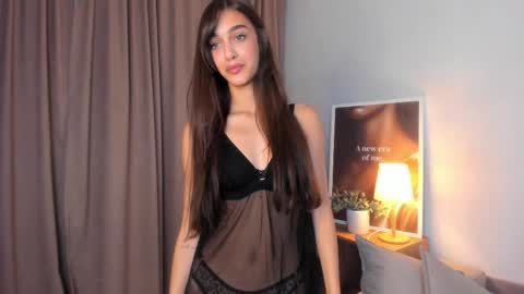 Elli online show from September 19, 8:34 pm