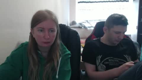 JenisAndPeter online show from October 20, 7:35 am