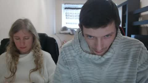 Snapshot of jenisandpeter chatting on February 27, 2:21 pm JenisAndPeter online show from February 27, 2:21 pm