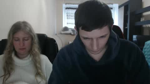 Snapshot of jenisandpeter chatting on March 1, 1:51 pm JenisAndPeter online show from March 1, 1:51 pm