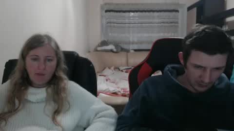 Snapshot of jenisandpeter chatting on March 7, 8:11 pm JenisAndPeter online show from March 7, 8:11 pm