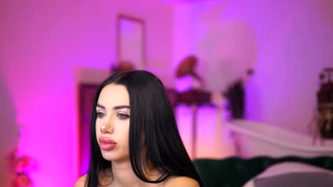 Snapshot of jenna_day chatting on March 1, 6:03 am jenna_day online show from March 1, 6:03 am