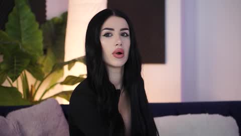 Snapshot of jenna_day chatting on October 3, 9:17 am jenna_day online show from October 3, 9:17 am