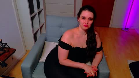 jennasxy19 online show from March 8, 11:18 pm