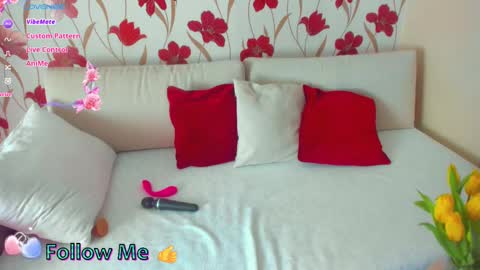 Jenn online show from March 9, 10:19 am