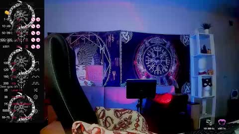 Snapshot of jennalovvee chatting on October 7, 1:45 am Mrs. Jenna online show from October 7, 1:45 am