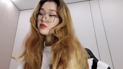 JENNA online show from December 20, 1:29 pm