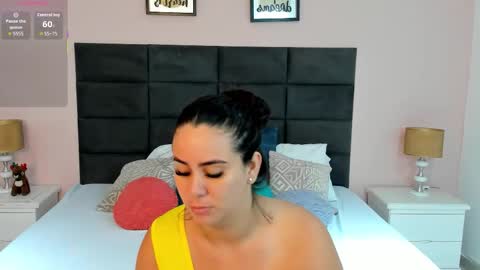 jenner_madison online show from November 26, 11:18 am