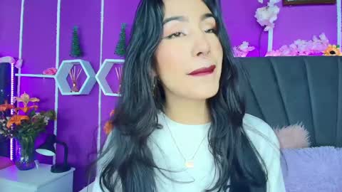 Jenner online show from December 15, 4:07 am