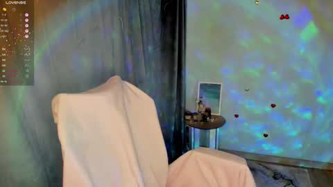 Snapshot of jennie_berry chatting on October 2, 8:51 pm Jennie online show from October 2, 8:51 pm