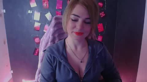 Jennifer online show from February 27, 12:53 pm