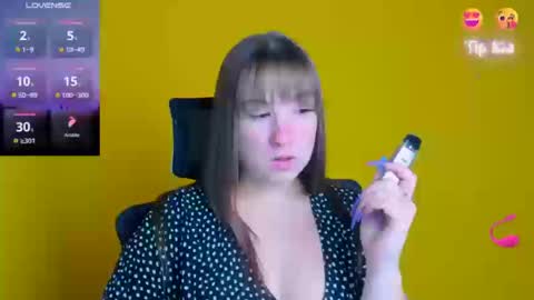 Jennifer online show from September 23, 6:18 am