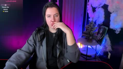 Jenny online show from January 9, 12:00 pm