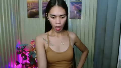 Snapshot of jenny20_xxx chatting on October 7, 12:39 am PRETTY JENNY online show from October 7, 12:39 am