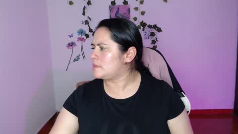 jenny__666 online show from November 8, 9:40 pm