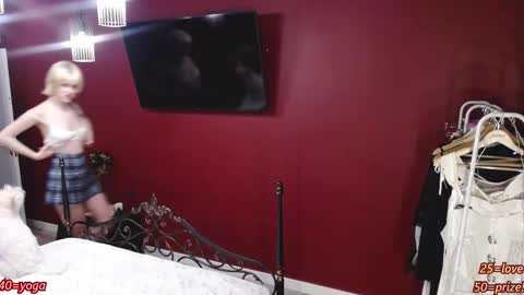 Jenny  online show from December 4, 9:03 pm