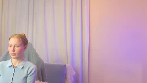 Snapshot of jenny_angelok chatting on October 20, 11:04 am Next broadcast on December 05 subject to change online show from October 20, 11:04 am