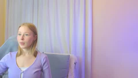 Snapshot of jenny_angelok chatting on September 12, 11:01 am Next broadcast on December 05 subject to change online show from September 12, 11:01 am