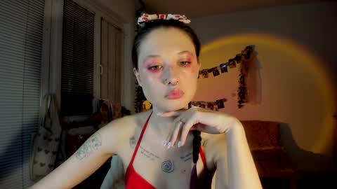 Jennifer Jenny Darling   online show from December 18, 6:03 pm