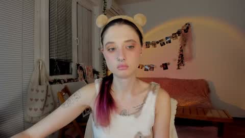 Jennifer Jenny Darling   online show from December 24, 7:44 pm