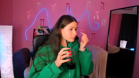 Jenny online show from April 10, 9:47 am