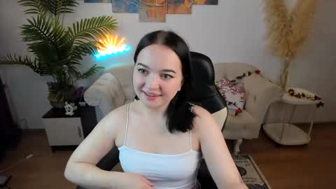 Snapshot of jenny_shy_girl chatting on October 4, 8:23 am jenny_shy_girl online show from October 4, 8:23 am