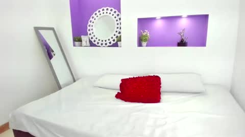 jenny_towers online show from February 15, 7:01 pm