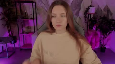 Jenny NO Nude online show from December 2, 6:17 pm