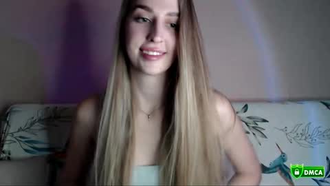 The Flower Power Models online show from December 19, 12:22 pm