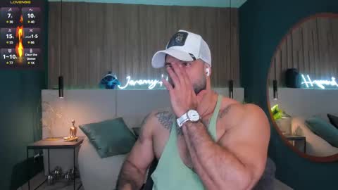 Snapshot of jeremy_harden chatting on February 25, 10:31 pm Jeremy online show from February 25, 10:31 pm