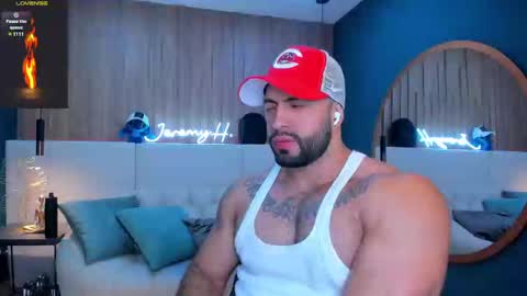 Snapshot of jeremy_harden chatting on February 10, 9:58 pm Jeremy online show from February 10, 9:58 pm