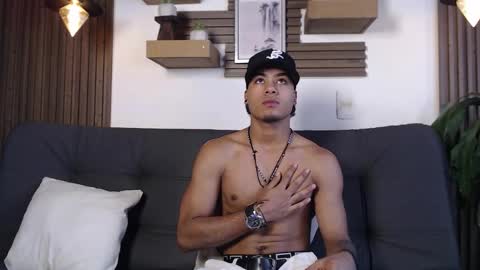 Jeremy online show from February 15, 8:07 pm