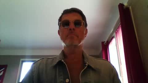 jerflor online show from February 27, 3:26 pm